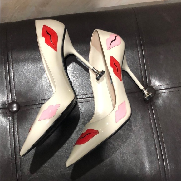 Prada Shoes 👠 one of the kind. - Picture 4 of 8